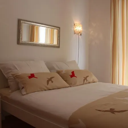 Apartments Maricevic Korcula Town Room photo